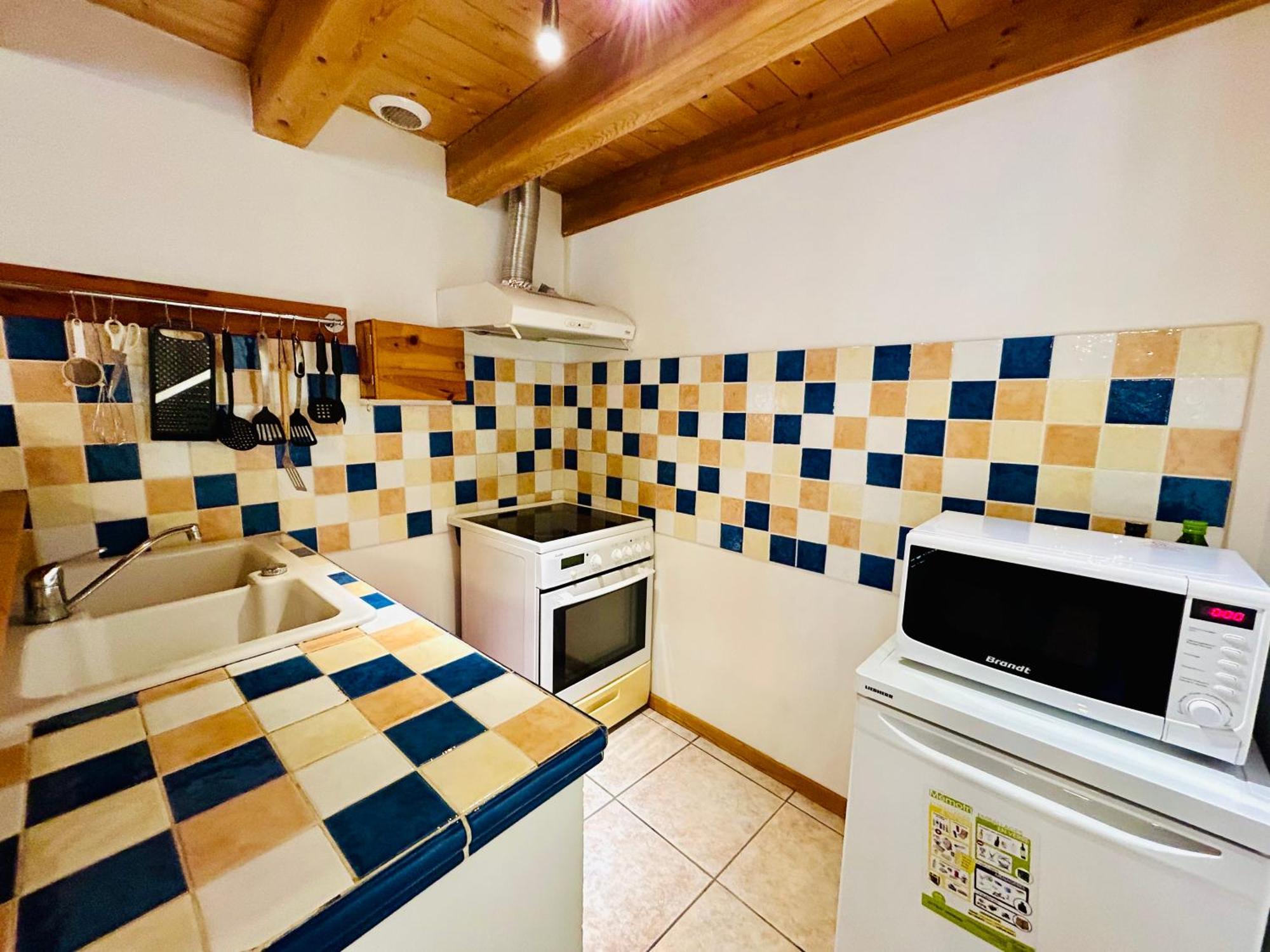 Au Pied Du Chateau- Parking Wifi Jardin - Clg Savoie Freterive Eksteriør billede